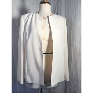Le Suit Separates Cream Thick Shoulder Blazer- Size 10